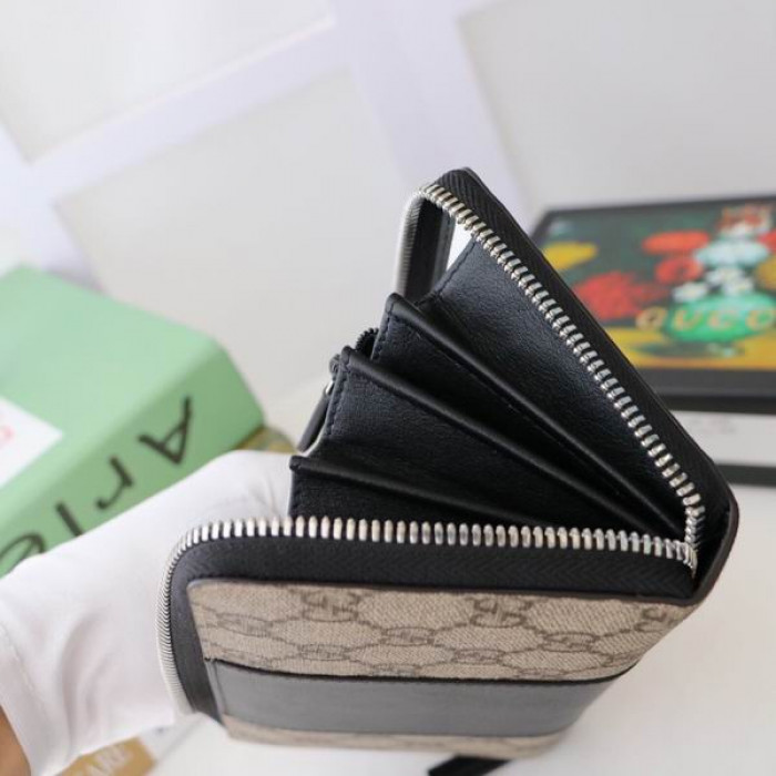 G*u*i wallet 451249 19*10*2.5