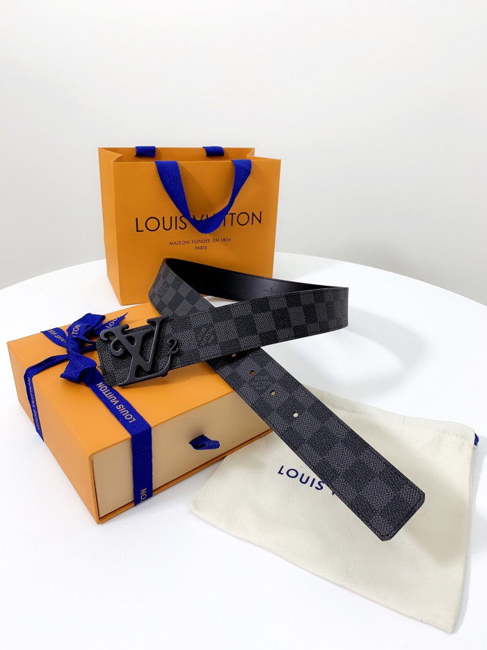 Loui Vuitto Belt-4CM