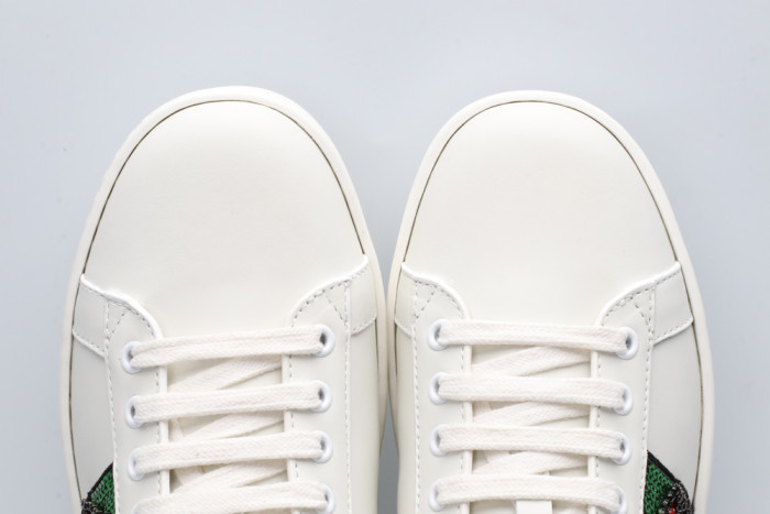 G*u*i low-top sneaker