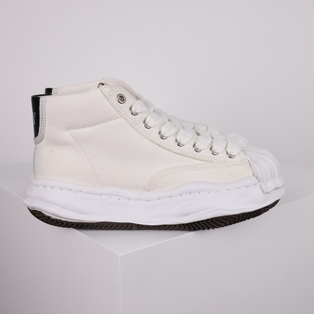 Ma*s*n mihara yasuhiro mmy sneaker